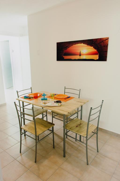 Villa Riviera Portoscuso Esterno foto